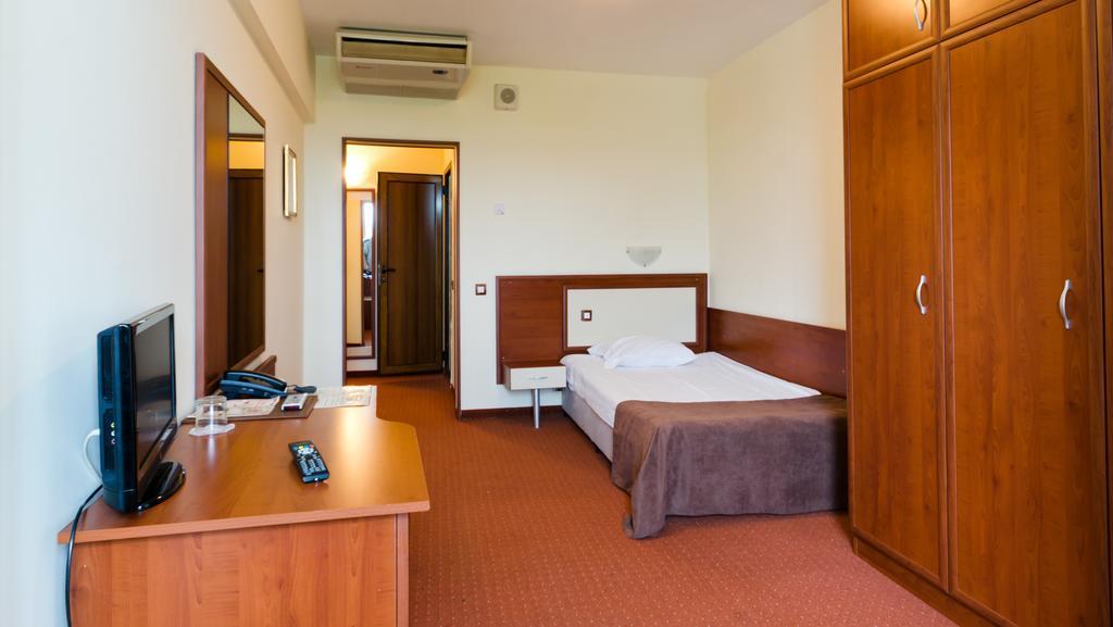 Nadejda Hotel Sofya Dış mekan fotoğraf