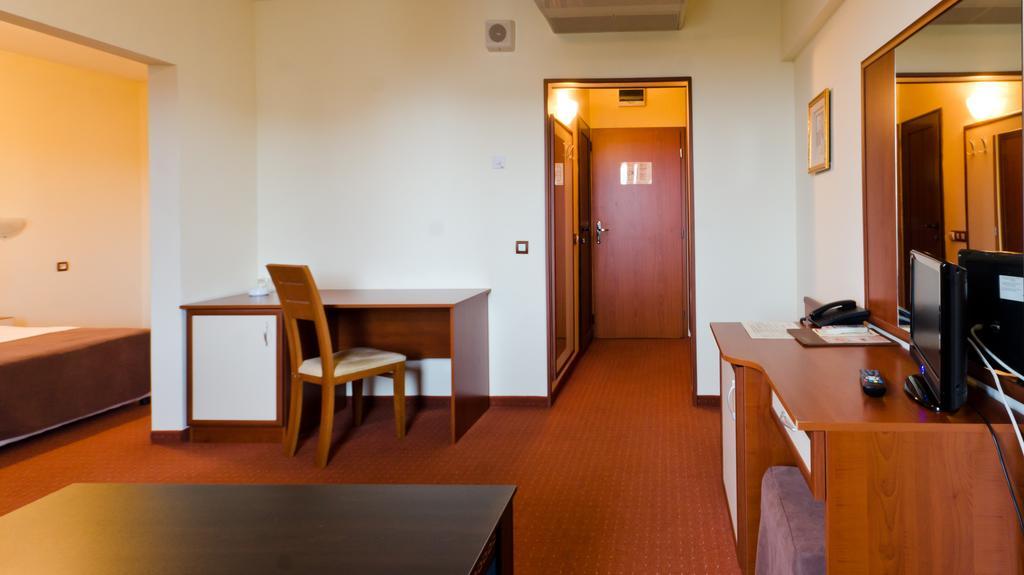 Nadejda Hotel Sofya Dış mekan fotoğraf