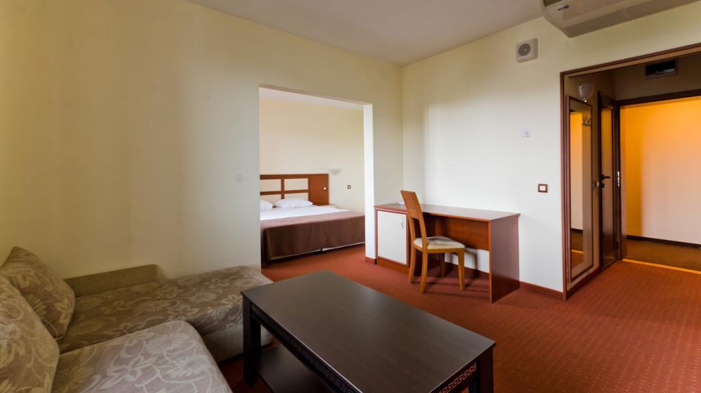 Nadejda Hotel Sofya Dış mekan fotoğraf